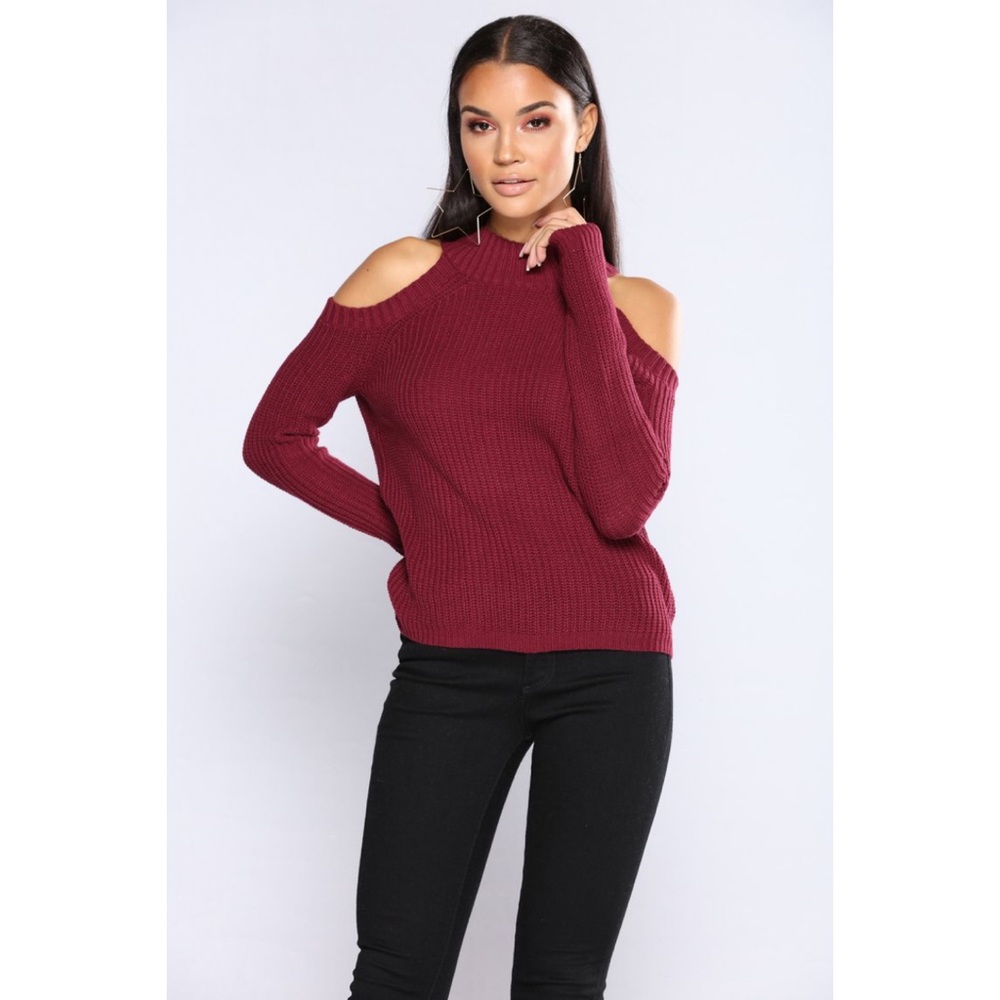 NWT cold shoulder sweater - S